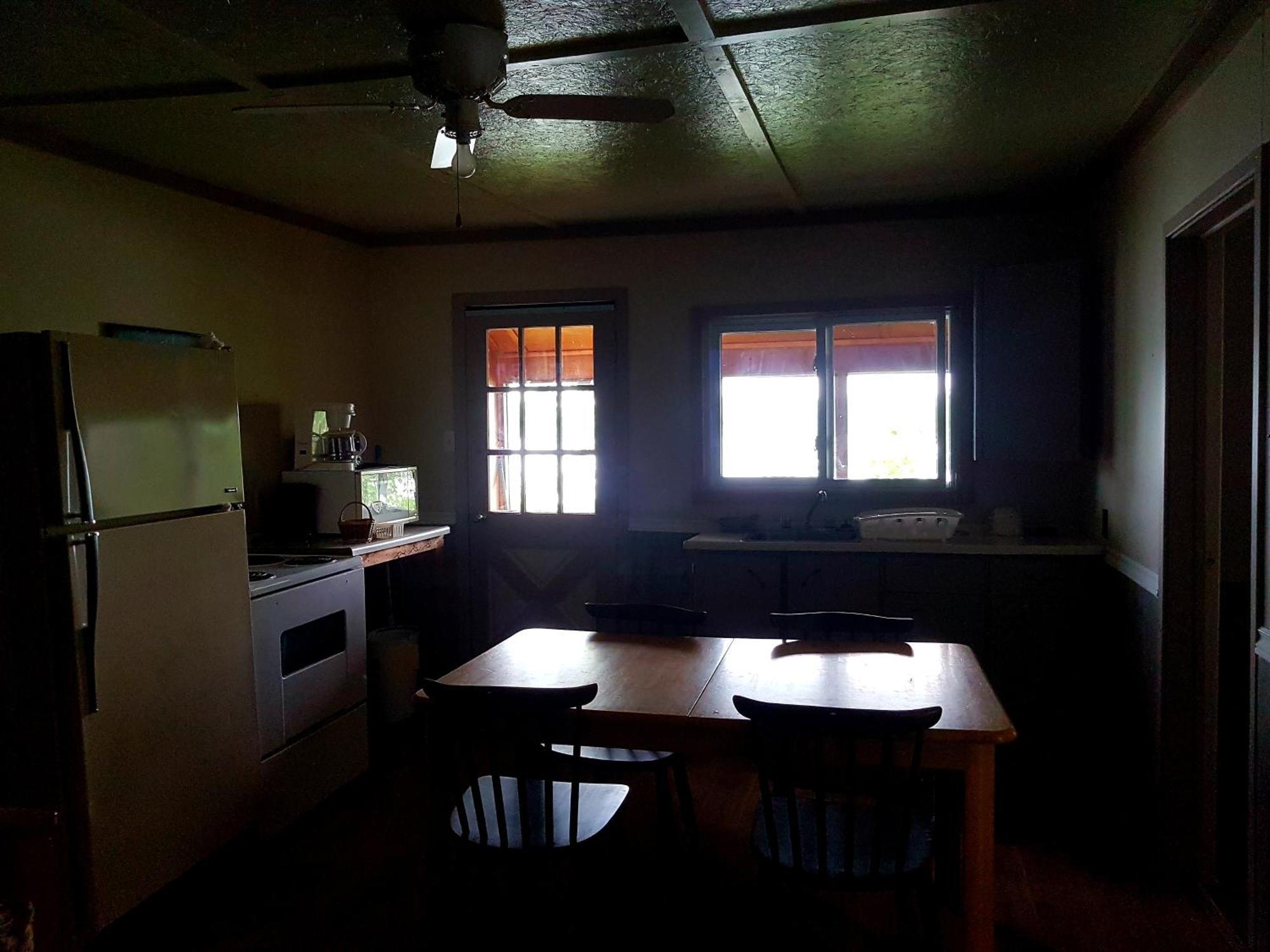 Marble Lake Lodge Cloyne Стая снимка