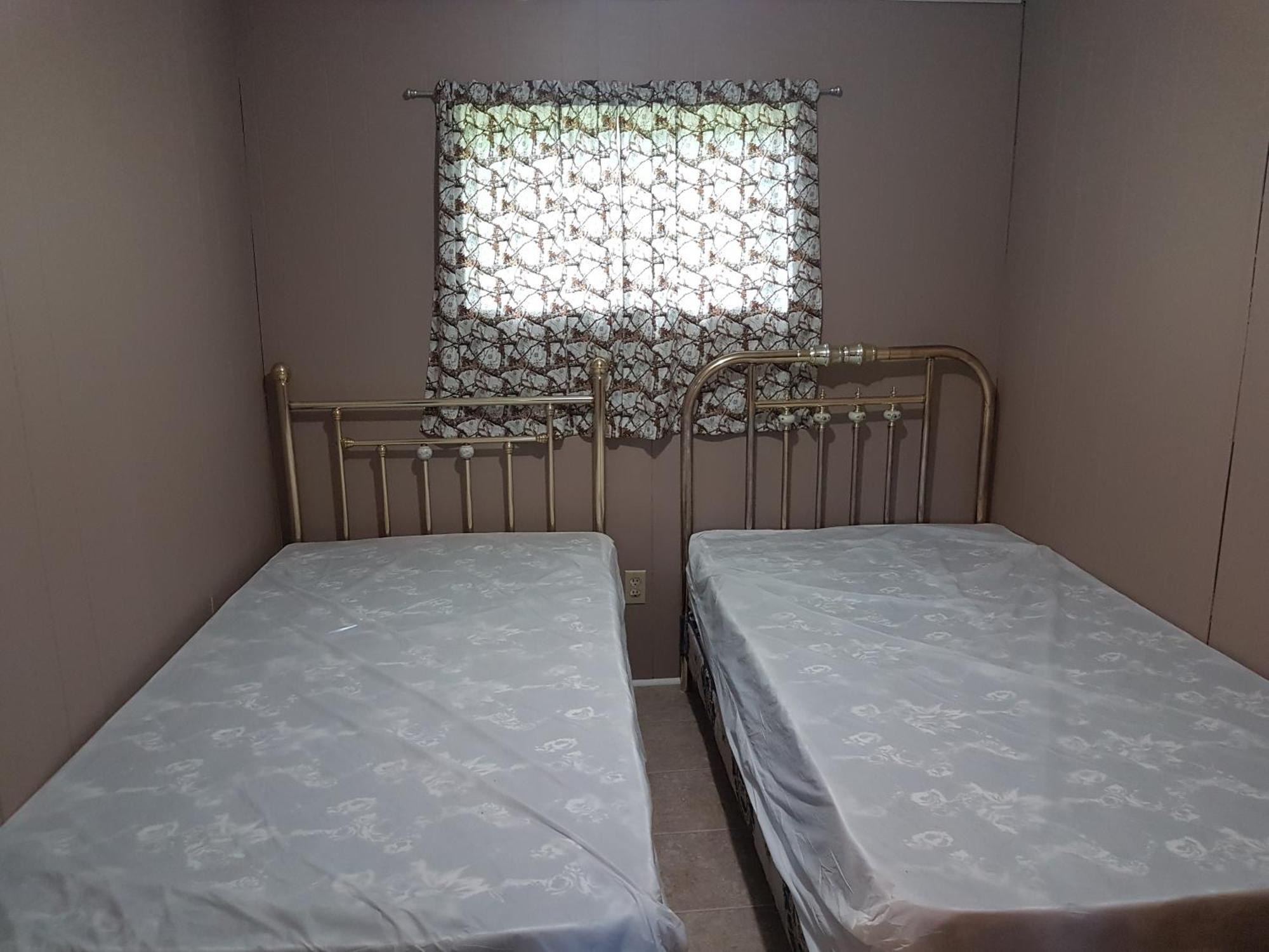 Marble Lake Lodge Cloyne Стая снимка