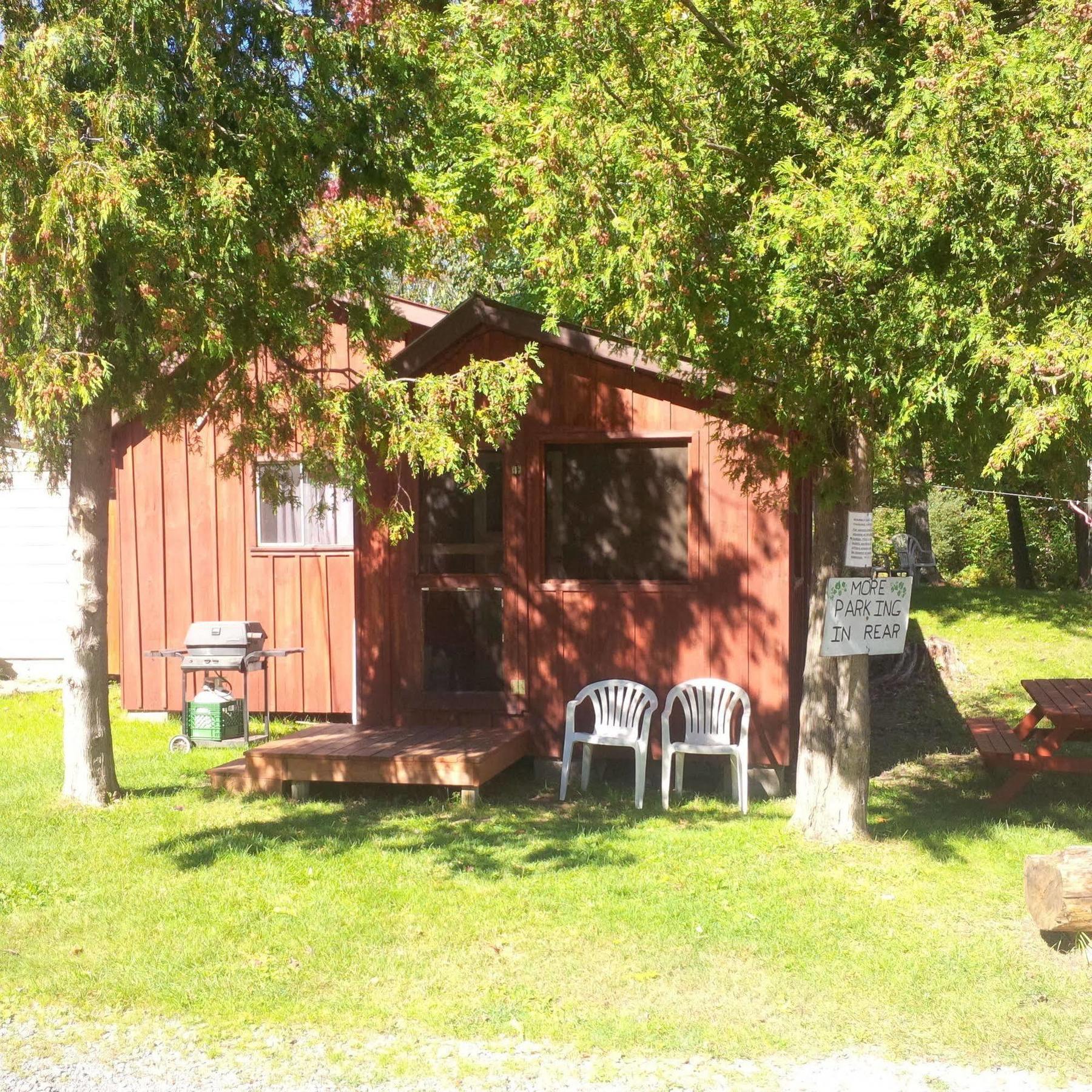 Marble Lake Lodge Cloyne Екстериор снимка